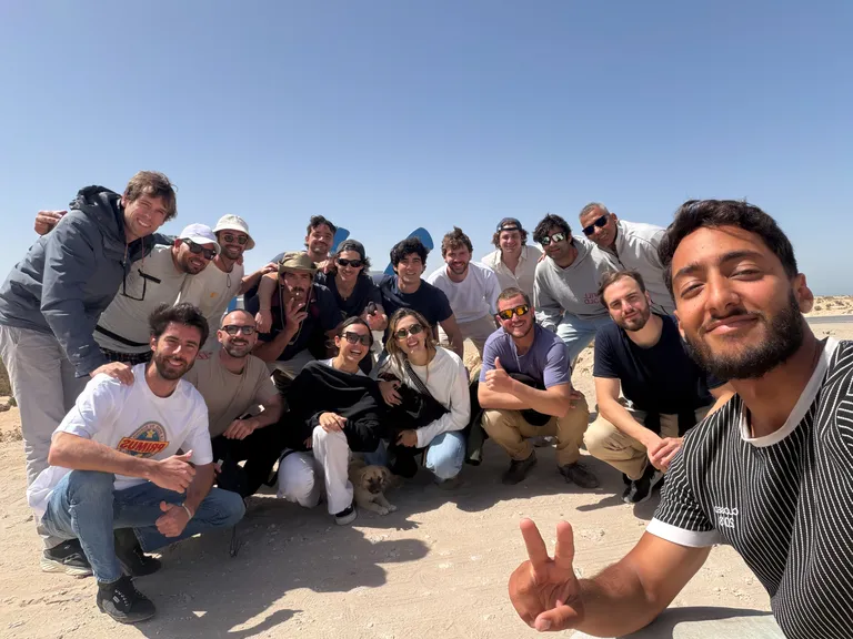 Invités profitant du surf camp à Dakhla