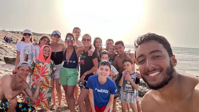 Cours de surf en famille à Dakhla